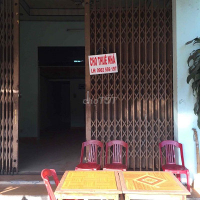 Nhà mặt tiền 5B Nguyễn Hoàng Tam Kỳ