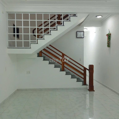 NGỘP BANK,BÁN GẤP NHÀ 2T,120M2,NGAY CẦU MỚI CẨM NAM,HỘI AN,CHỈ 4,x TỶ