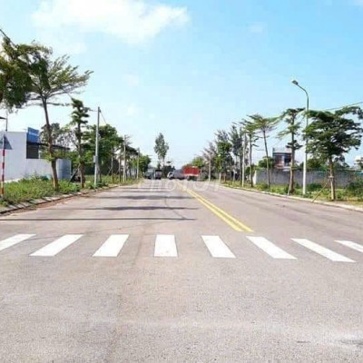 Cần bán GẤP lô đất đường lớn 27m Văn Tiến Dũng, gần ĐH Phan Châu Trinh