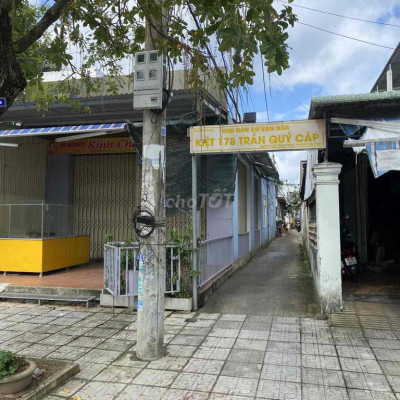 CẦN CHO THUÊ NHÀ C4 MẶT TIỀN ĐƯỜNG TRẦN QUÝ CÁP