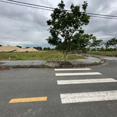 Cần bán lô góc dự án Tp Đà Nẵng sát trung tâm thành phố giá 2ty930