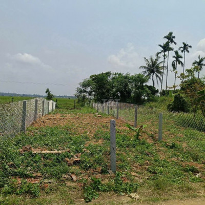 Chính chủ kẹt bank cần bán lo đất tại bình trung- thăng bình- q nam