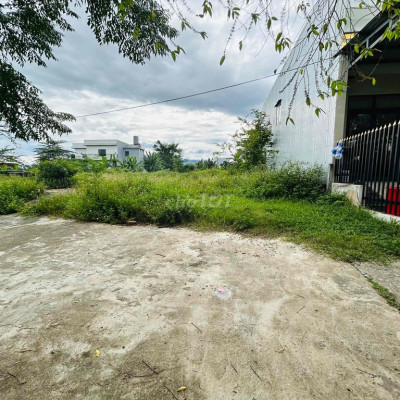 Đất đẹp Ngay hồ sen Điện Tiến - Giá 6xxtr