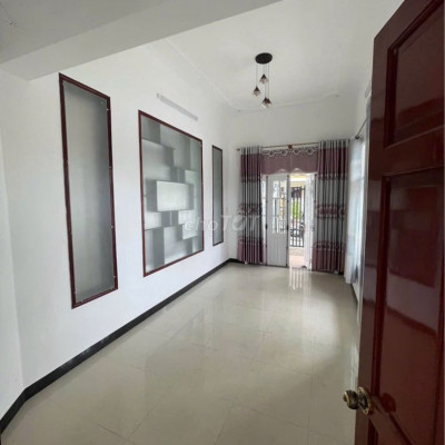 Cần bán nhà đường Lê Văn Hiến, Điện Bàn gần BVĐK Vĩnh Đức và ST Go