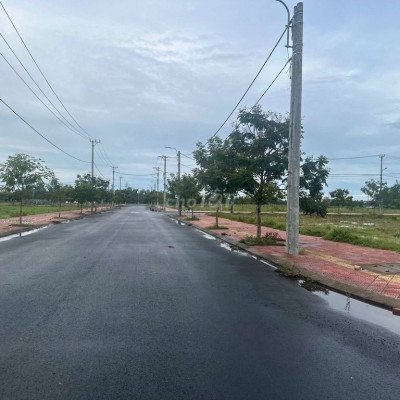 Bán lô đất 150m2, gần biển - gần phố, trục đuờng chính An Dương Vương