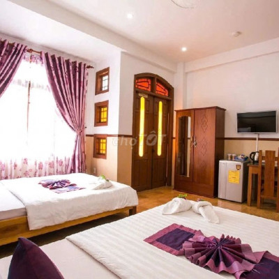 BÁN KHÁCH SẠN TRUNG TÂM HỘI AN -DÒNG TIỀN GẦN 500TR/THÁNG-- SÁT PHỐ CỔ