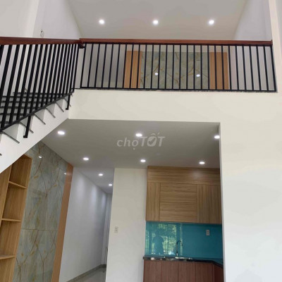 Nhà mê lửng Điện Ngọc giáp Hoà Quý