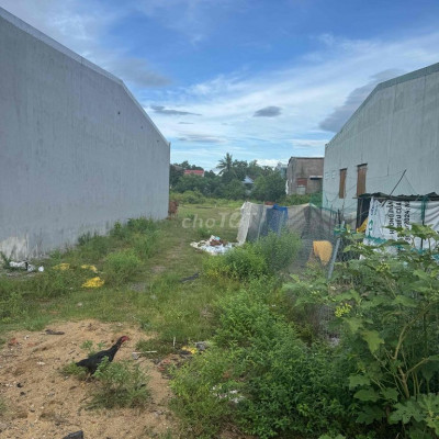 Chính chủ đất đẹp, cách ĐT 605 vài bước chân