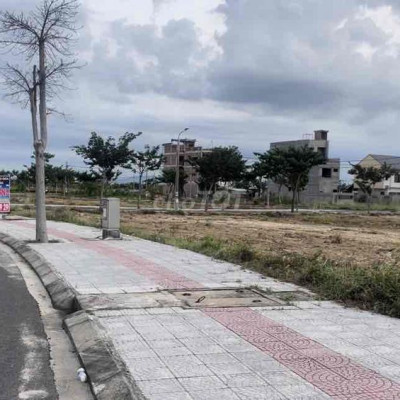 Bán nhanh lô đất đẹp khu 7b gần trường quốc tế