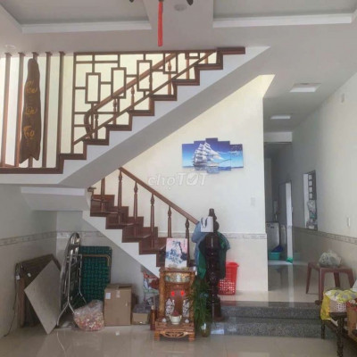 HÔI AN ! CĂN NHA 2 TÂG NGAY T TÂM PHÔCÔ HÔIAN SAT SÔG THUBÔN GIÁ  4T6