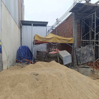 Ngay MT Trần Hưng Đạo, Điện Ngọc, dt 75m2, 1,55 tỷ.