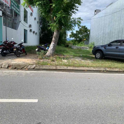 Cần tiền bán nhanh lô đất đường 33m Trần Phú 2tyxx