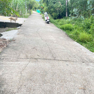 Bán lô đất nền ngang 6 ,170m, đường xe hơi,view đẹp giá tốt 390 triệu