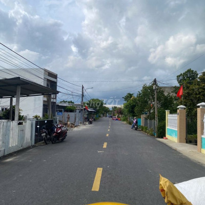 Bán đất chính chủ, vị trí đẹp, giá cả hợp túi tiền