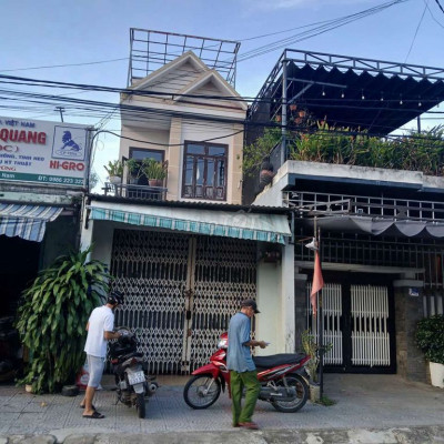 Bán nhà 3 tầng mặt tiền đường 33 nối dài.Phường đ. bàn bắc TP ĐÀ NẴNG