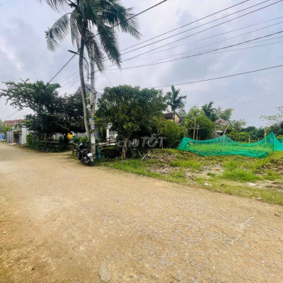 Lô Đất đường chính Điện Ngọc - 1 mặt view Sông - 1 mătj view Đồng