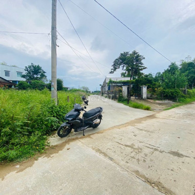 Lô góc đường bê tông 5m5 sát sông view thoáng mát - sạch sẽ