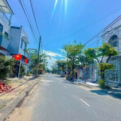 Đất khu đô thị số 9 gần chợ Điện Ngọc, Gần FPT