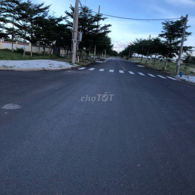 bán lô đất dư án RIVER VIEW  đường 20m2 chỉ 1ty4