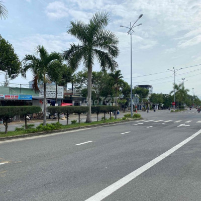 Bán Lô Đất Đường 7.5M Sạch Đẹp KĐT số 9 - Cạnh Đại Học FPT