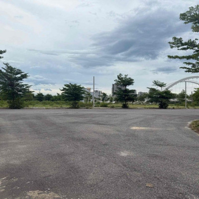 đường 17m5 6x20=120m2 hướng đông vị trí siêu đẹp giá 3ty4