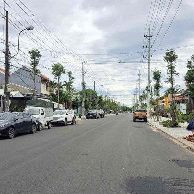 Bán đất sạch đẹp mặt tiền đường Nguyễn Chí Thanh Hội An