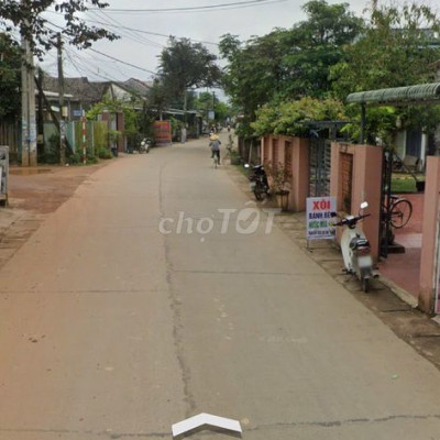 Cần bán cặp đất mặt tiền liên thôn gần QL 1A