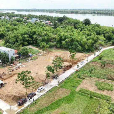 Gia đình tôi cần bán hơn 300m2 giá chỉ hơn 900triệu/lô Gần Hội An