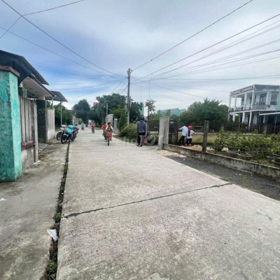 Bán Lô Đất Bê Tông Chính Điện Nam Trung Cách Đường C8 50m oto quay đầu