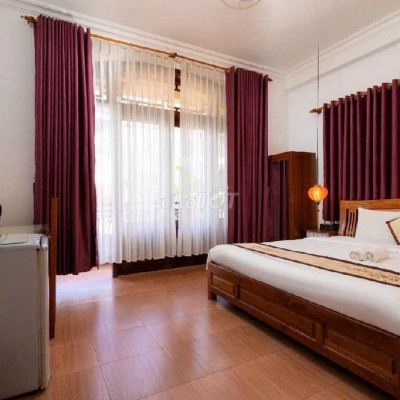 Cần bán khách sạn trung tâm phố cổ Hội An Dòng tiền khủng