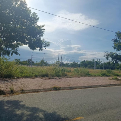 Bán lô đất gần chợ - Trường học - Khu dân cư đông - xây ở ngay