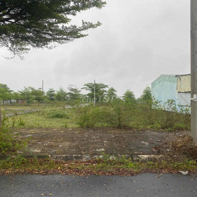 chính chủ gửi bán lô bt sentosa 199 ngang 10 đối diện khách sạn