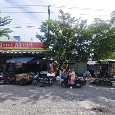 Cho thuê đất chợ Điện Ngọc
