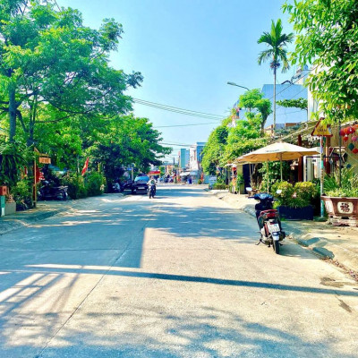 Đất Nam Phước- Sát Ủy ban - Gần chợ- Gần 100m2 nở hậu -Nhỉnh 700 triệu