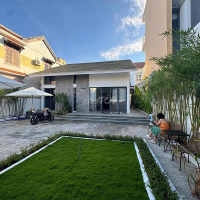 Bán villa trung tâm Hội An - dòng tiền thuê ổn định